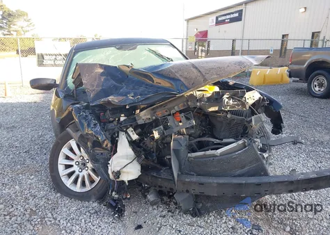 2014 Chrysler 300 z USA, uszkodzony, nr VIN 2C3CCAAG3EH252919